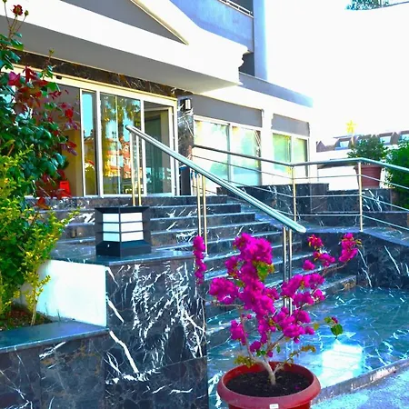 Sun Hill Hotel