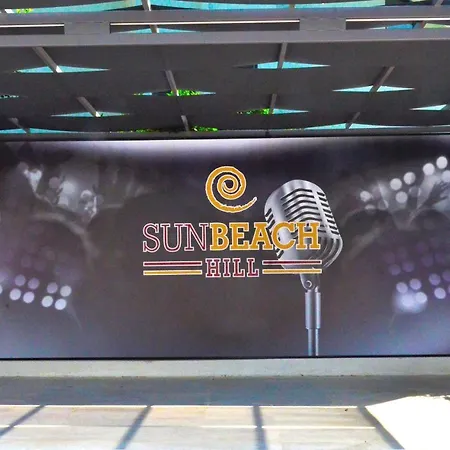 Sun Hill 4* Side