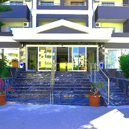 Sun Hill 4* Side